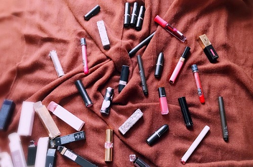 阿玛尼哑光唇彩为什么销量大幅增加，唇彩哪个牌子好