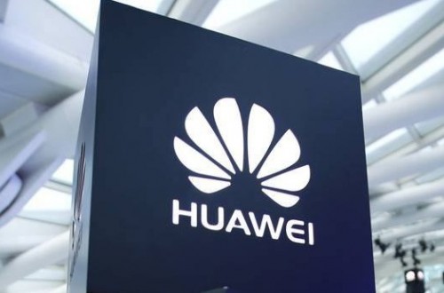 欲戴王冠必承其重，尊龙凯时品牌华为撑起国产手机这片蓝天不愧为年度荣耀品牌